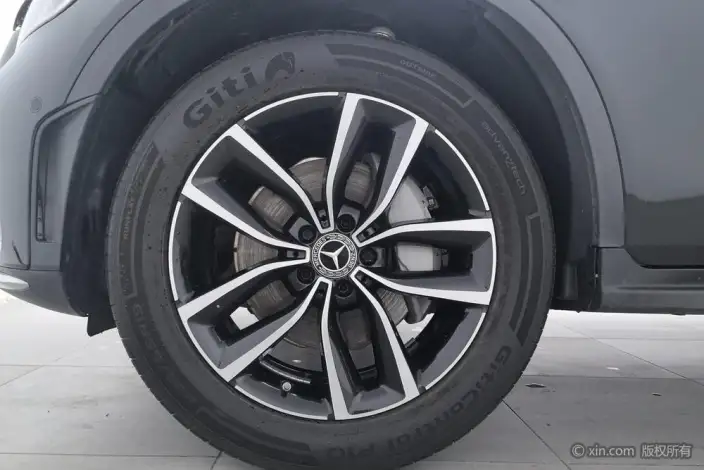 Mercedes-Benz GLC 2021 Model GLC 260 L 4MATIC Luxury Model – фото 8