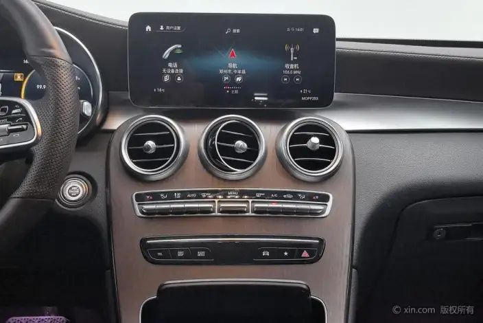 Mercedes-Benz GLC 2021 Model GLC 260 L 4MATIC Luxury Model – фото 13