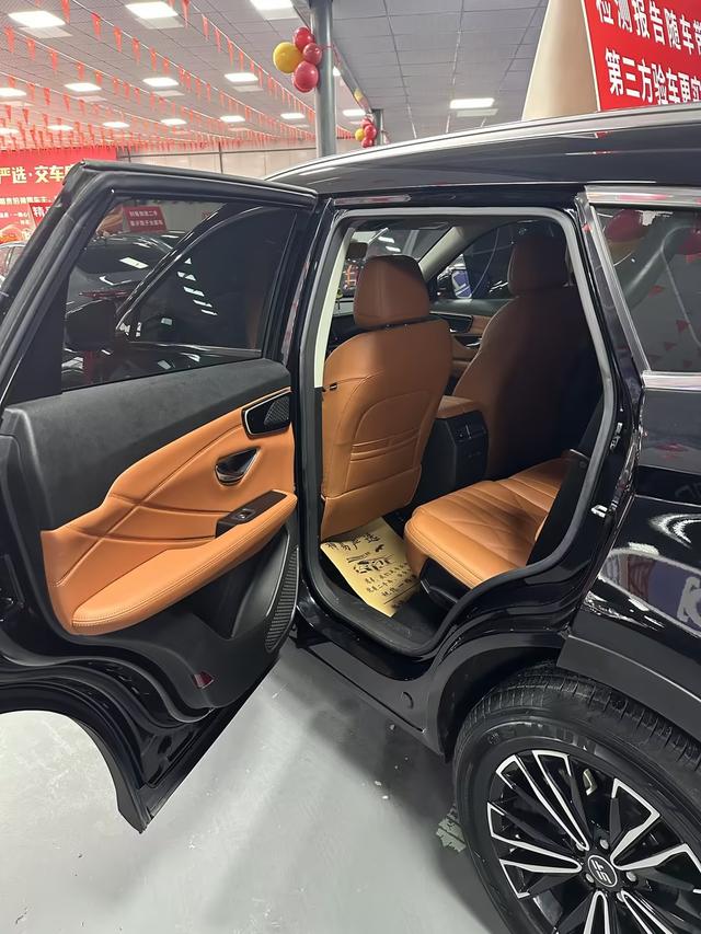 **Jetour Mountain Sea L7** 2024 1.5TD DHT PRO – фото 6