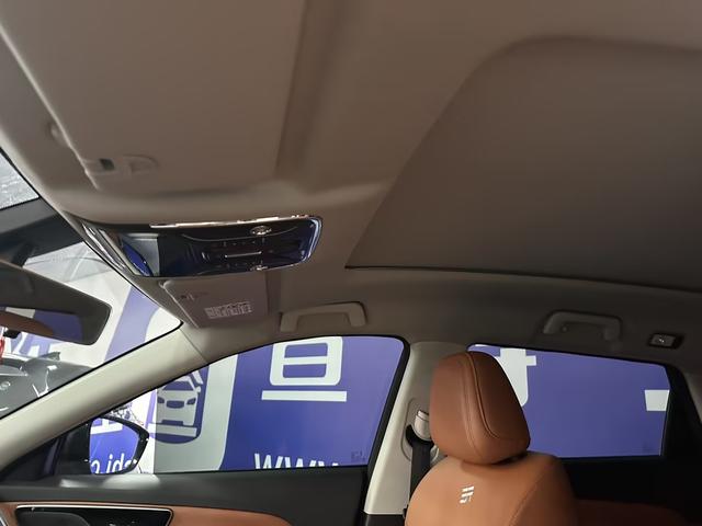 **Jetour Mountain Sea L7** 2024 1.5TD DHT PRO – фото 10