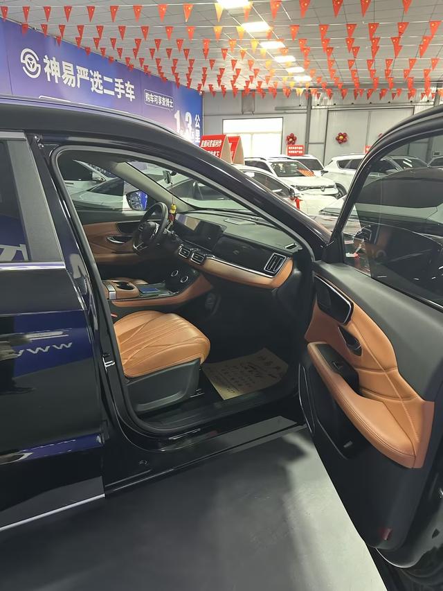 **Jetour Mountain Sea L7** 2024 1.5TD DHT PRO – фото 11