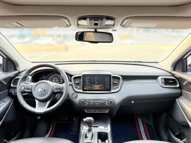 Sorento 2016 модификация Sorento L 2.2T дизель 4WD Ultimate Edition 5 seat National V – фото 4
