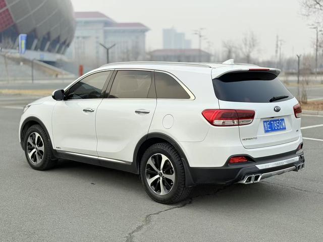 Sorento 2016 модификация Sorento L 2.2T дизель 4WD Ultimate Edition 5 seat National V – фото 7