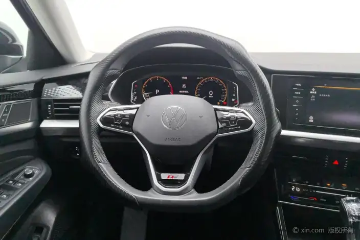 Volkswagen Passat 2024 Model 330TSI Elite Edition – фото 12