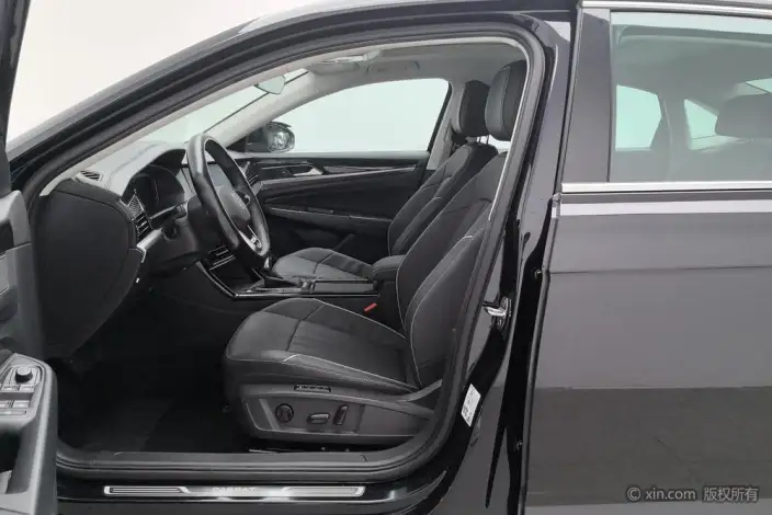 Volkswagen Passat 2024 Model 330TSI Elite Edition – фото 16