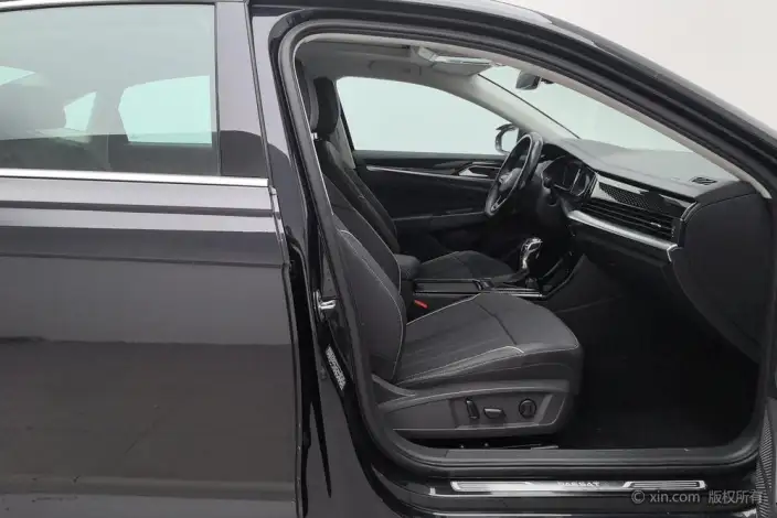 Volkswagen Passat 2024 Model 330TSI Elite Edition – фото 23