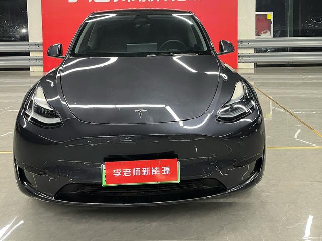 Tesla Model Y 2024 RWD – фото 2