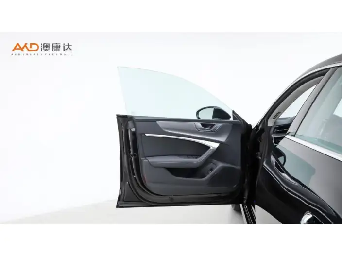 Audi A7 L 2024 Model 45 TFSI quattro Luxury Model – фото 9