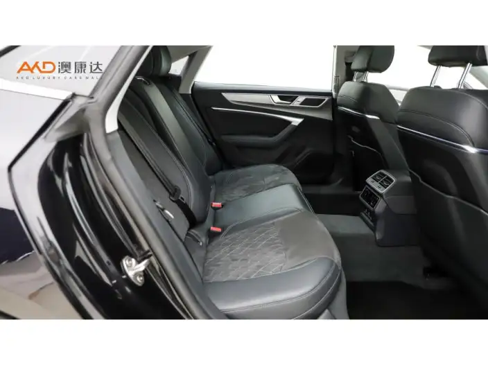 Audi A7 L 2024 Model 45 TFSI quattro Luxury Model – фото 10