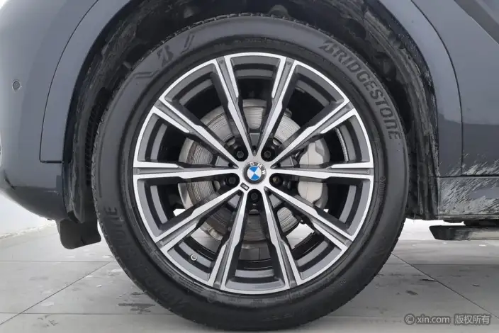 BMW X6 2023 Model Facelift xDrive30i M Sports Set – фото 8