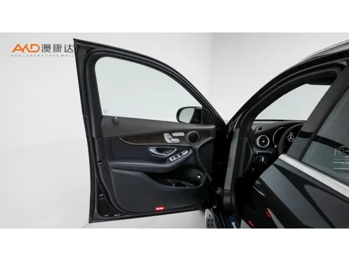 Mercedes-Benz GLC 2022 Model GLC 300 L 4MATIC Dynamic Model Collector Edition – фото 10