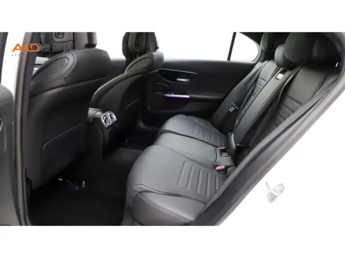 Mercedes-Benz C-Class PHEV 2025 Model C 350 eL – фото 8