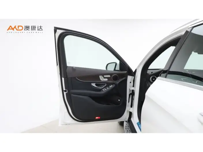 Mercedes-Benz GLC 2020 Model Facelift GLC 300 L 4MATIC Dynamic Model – фото 9