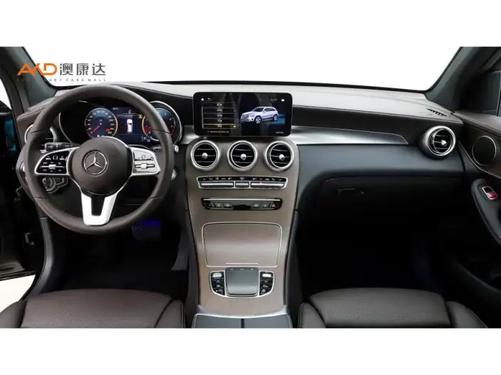 Mercedes-Benz GLC 2022 Model Facelift GLC 260 L 4MATIC Luxury Model – фото 7