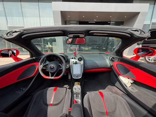 McLaren 570 S Модель 2019 года 3.8T Spider – фото 7