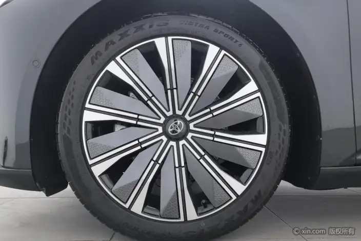 Toyota bZ7 2026 Model 700 Max – фото 6