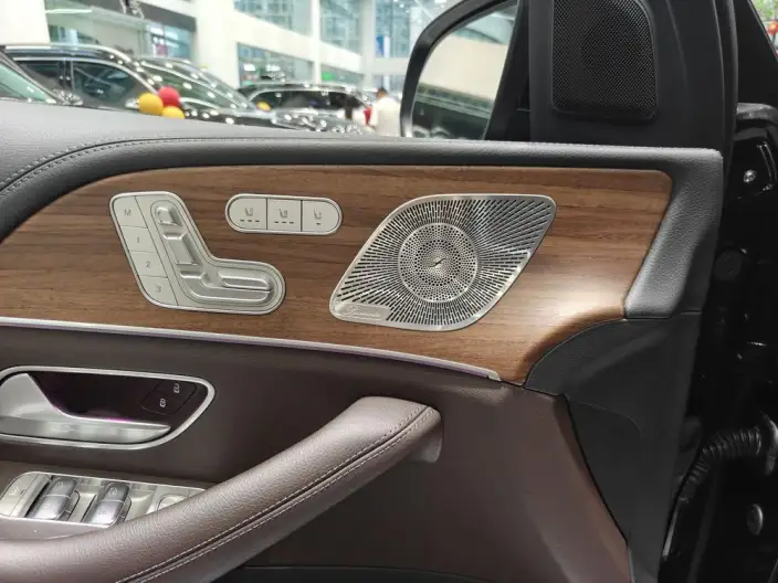 Mercedes-Benz GLS 2022 Model 3.0T Automatic 4WD 7 seat Parallel Imported – фото 8