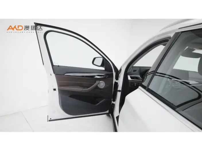 BMW X1 2021 Model Facelift sDrive20Li Fashion Model – фото 9