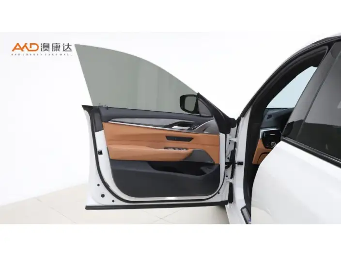 BMW 6 Series GT 2020 Model 630i M Sports Set – фото 9