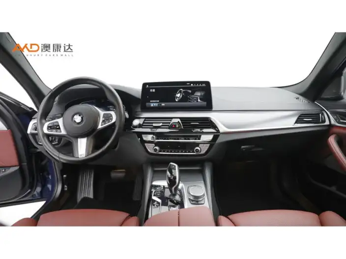 BMW 5 Series PHEV 2021 Model 535Le Pioneer Edition M Sports Set – фото 7