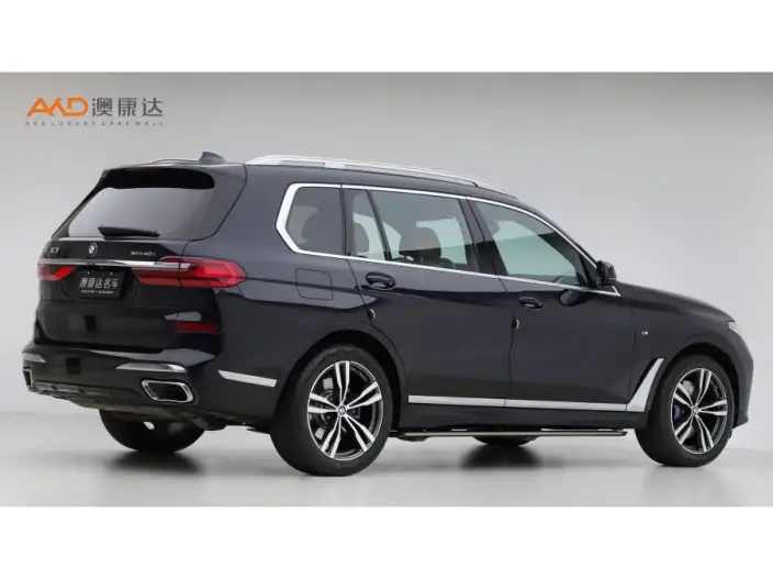 BMW X7 2022 Model xDrive40i Exclusive Model M Sports Set – фото 4