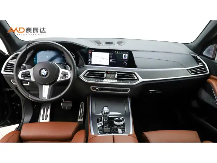 BMW X7 2022 Model xDrive40i Exclusive Model M Sports Set – фото 6