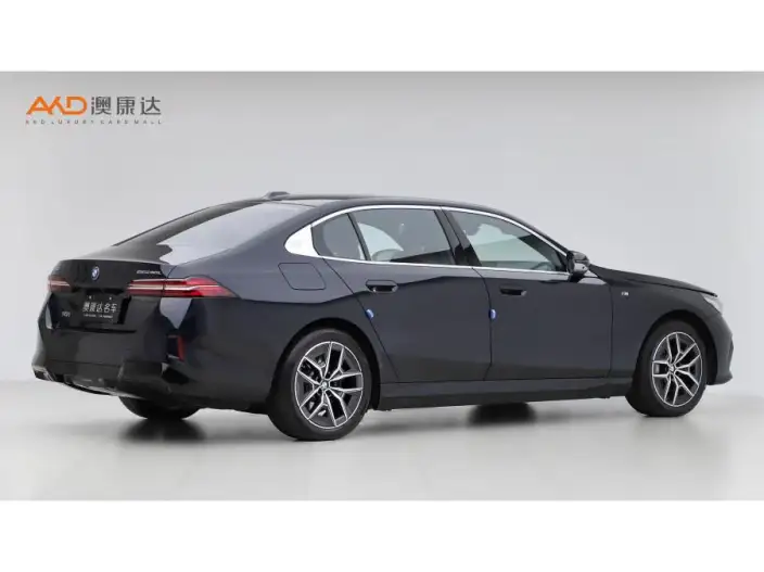 BMW i5 2026 Model eDrive40L M Sports Set – фото 4