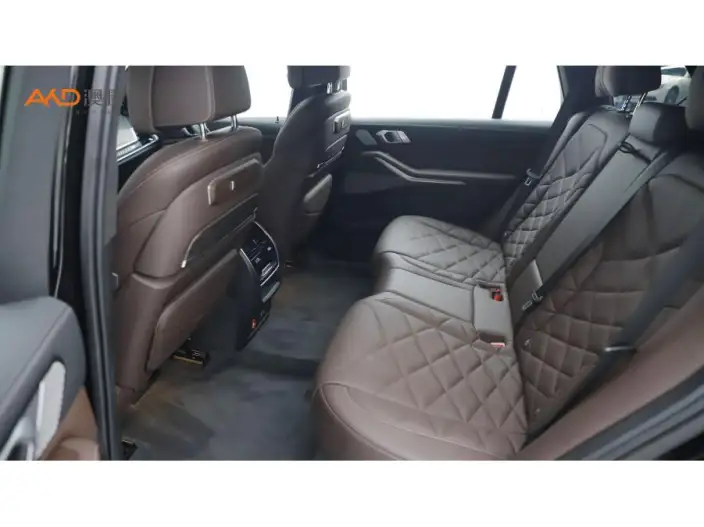 BMW X5 2023 Model xDrive40Li M Sports Set – фото 10