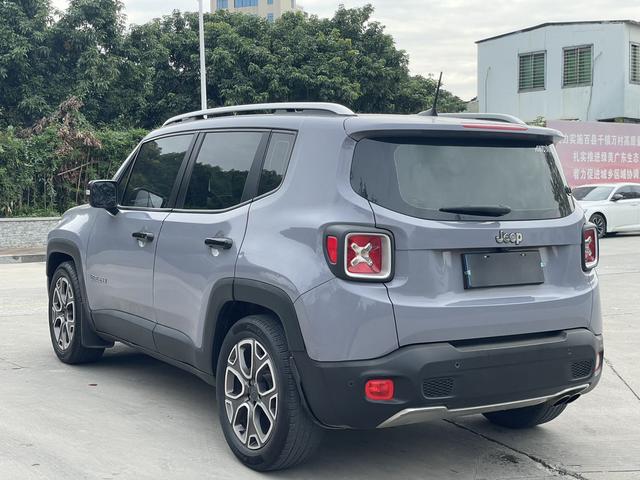 Jeep Renegade 2017 модификация 180T автоматическое Smart Edition – фото 5