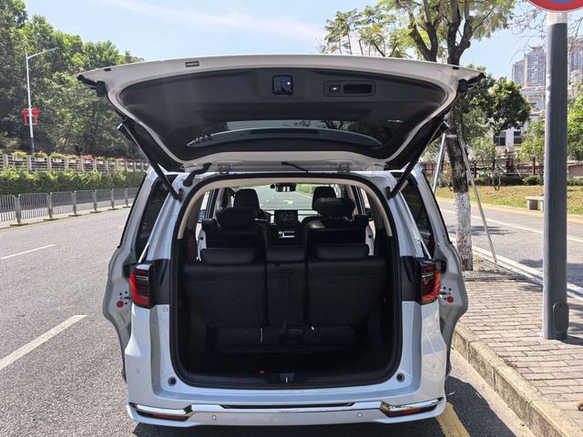 Honda Elysion 2024 модификация 2.0L e:HEV Com f ort Edition – фото 5