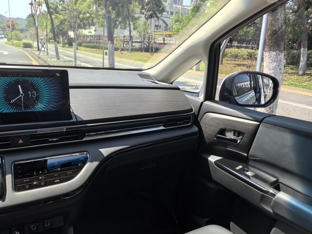 Honda Elysion 2024 модификация 2.0L e:HEV Com f ort Edition – фото 6