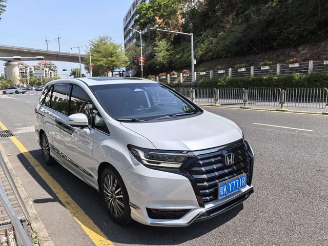 Honda Elysion 2024 модификация 2.0L e:HEV Com f ort Edition – фото 17