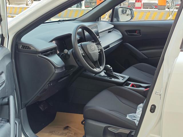 Toyota Corolla Cross 2026 модификация 2.0L CVT Pioneer Edition – фото 4