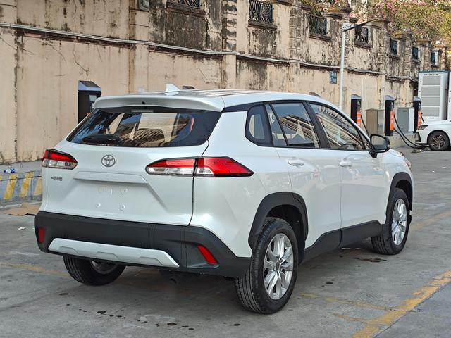 Toyota Corolla Cross 2026 модификация 2.0L CVT Pioneer Edition – фото 7