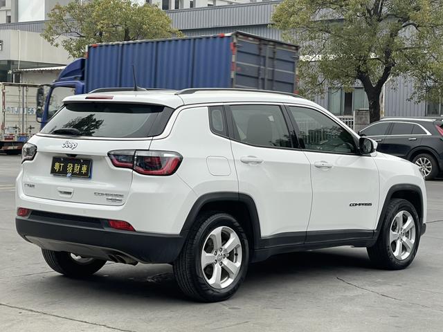 Jeep Compass 2019 220T Automatic Family Enjoyment – фото 8