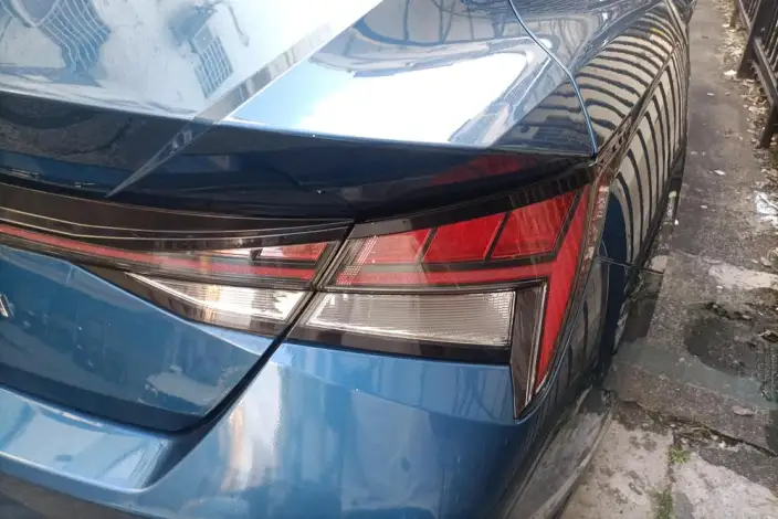 Hyundai Ioniq 2021 Model 1.5L CVT LUX Premium Edition – фото 4