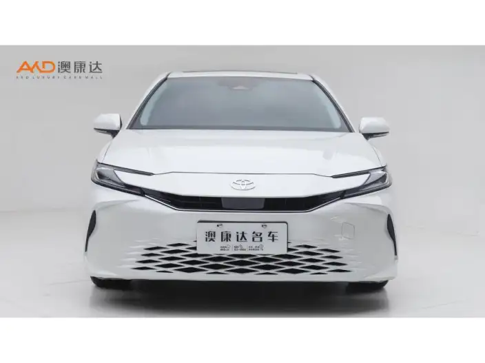 Toyota Camry 2024 Model 2.0GVP Deluxe Edition – фото 2