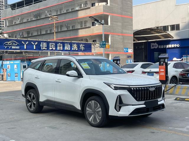 Geely Boyue L 2025 4th Gen 1.5TD DCT Shan He – фото 3