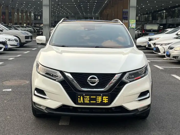 Nissan Qashqai 2022 Model 2.0L XV Prem. Deluxe Edition – фото 2
