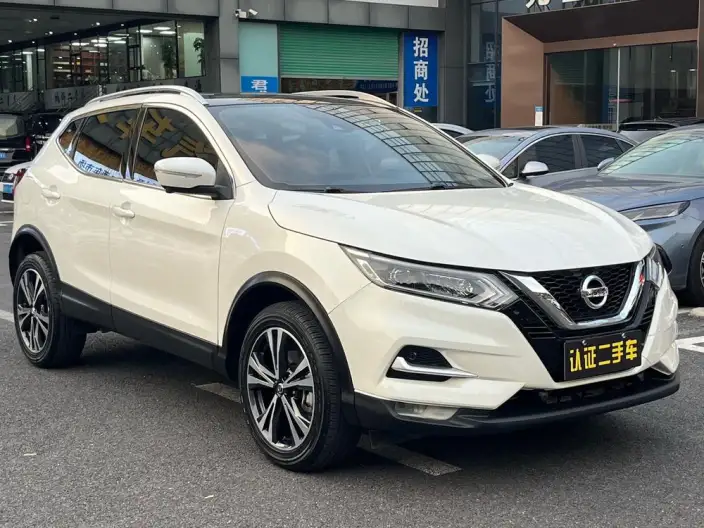 Nissan Qashqai 2022 Model 2.0L XV Prem. Deluxe Edition – фото 3