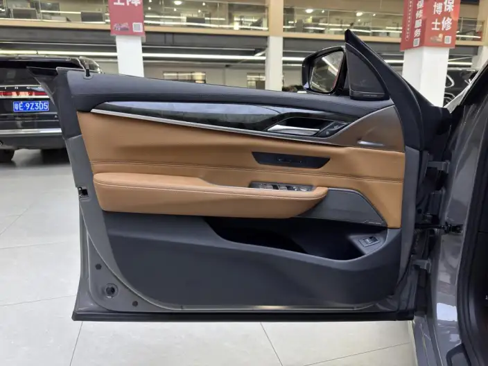 BMW 6 Series GT 2021 Model 630i M Sports Set – фото 8