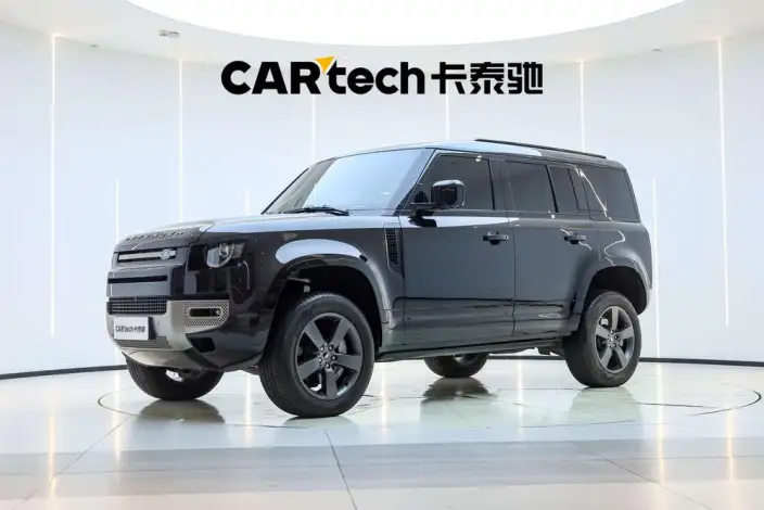 Land Rover Defender 2025 Model 110 3.0T P400 HSE X-Dynamic – фото 1