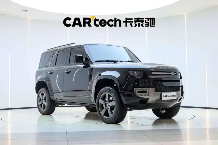 Land Rover Defender 2025 Model 110 3.0T P400 HSE X-Dynamic – фото 3
