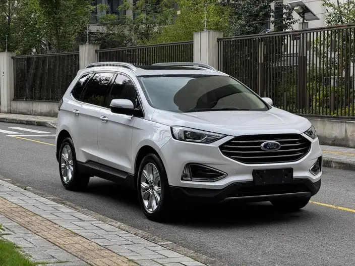 Ford Edge 2020 Model EcoBoost 245 2WD Sebring Model 7 seat – фото 3