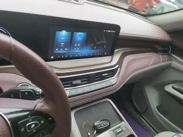 Lingyu 2021 Model EcoBoost 225 6 seat Zun Ling Model – фото 8