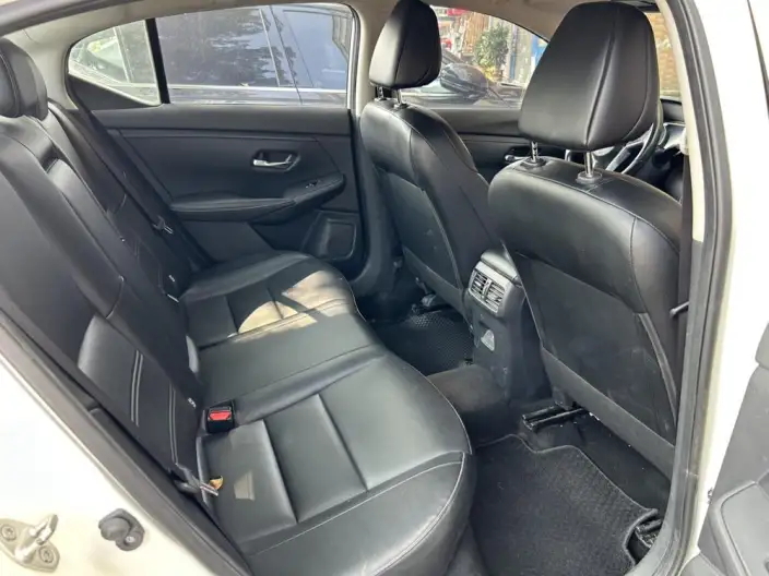 Nissan Sylphy 2023 Model 1.6L CVT Yuexiang Edition – фото 10