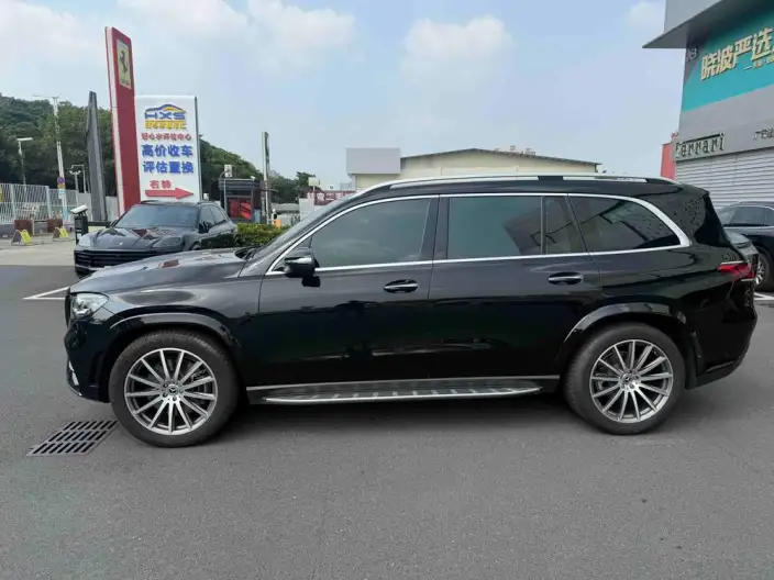 Mercedes-Benz GLS 2022 Model Facelift II GLS 450 4MATIC Luxury Model – фото 3