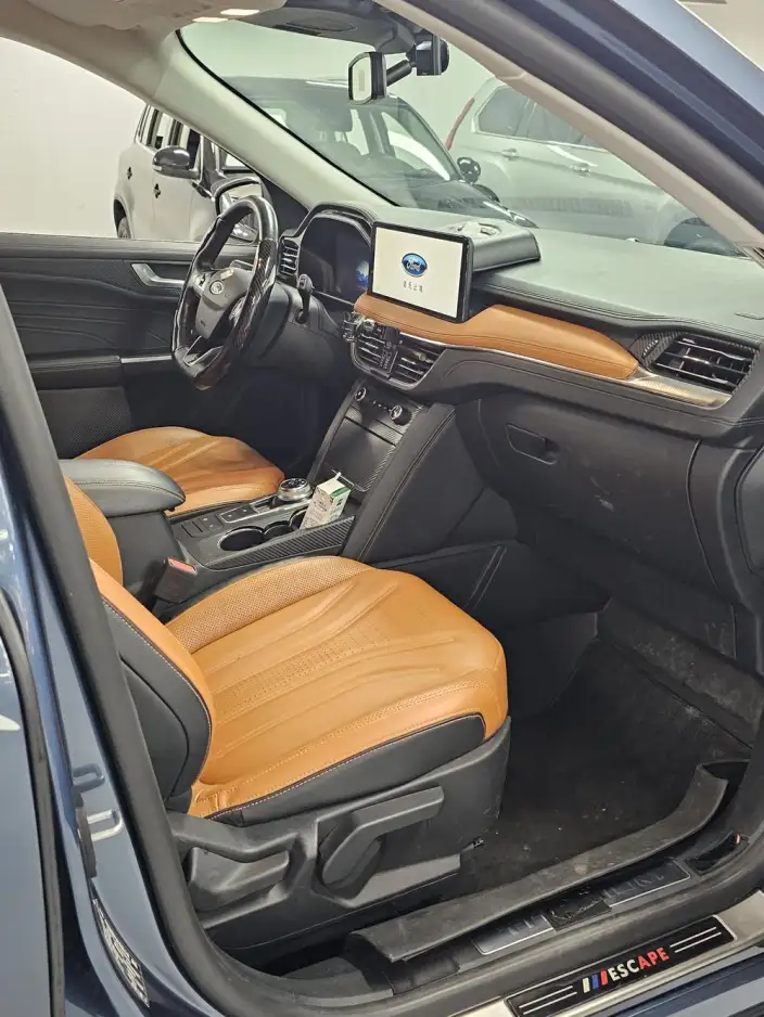 Ford Escape 2020 Model EcoBoost 245 4WD Shine Xiang Model – фото 7