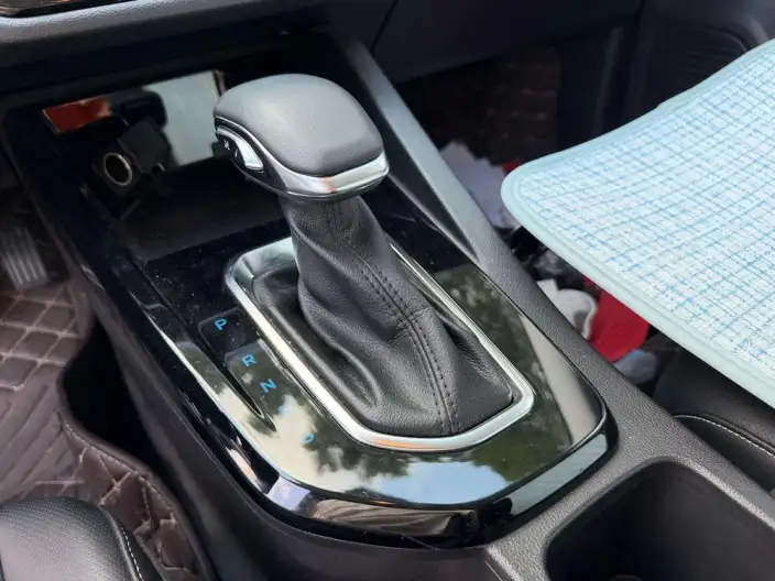 Ford Escort 2021 Model 1.5L Automatic Diamond Edition – фото 10
