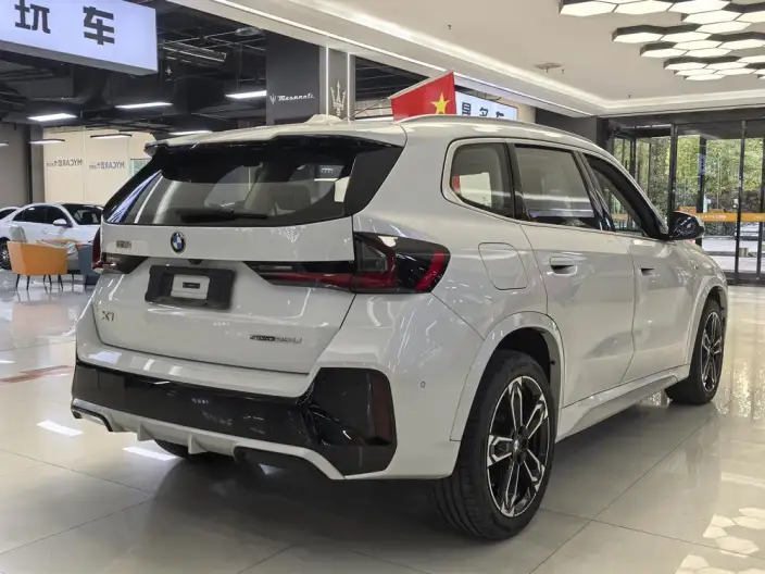 BMW X1 2025 Model sDrive25Li M Sports Set – фото 6